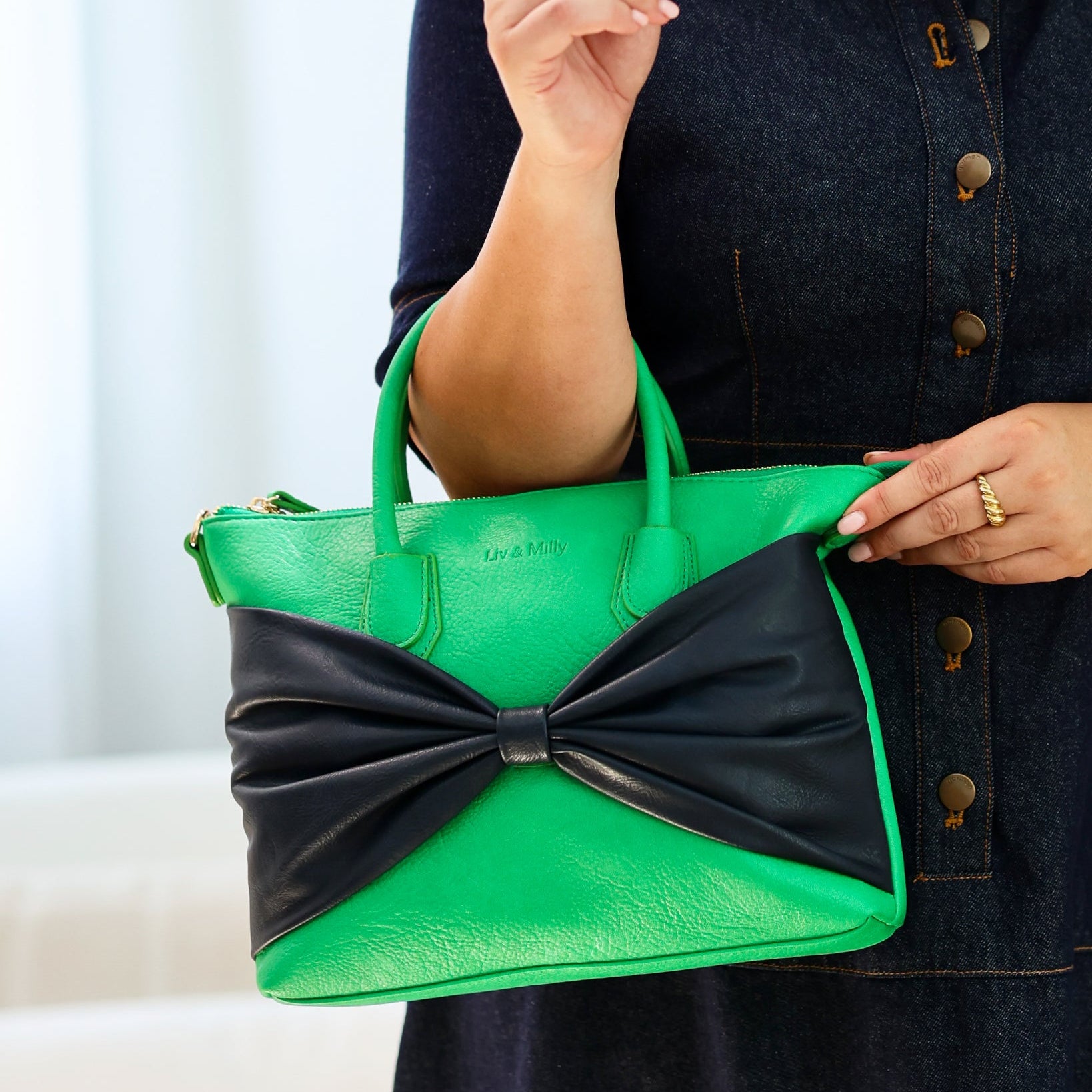 Charlotte with a Bow - Green/Navy