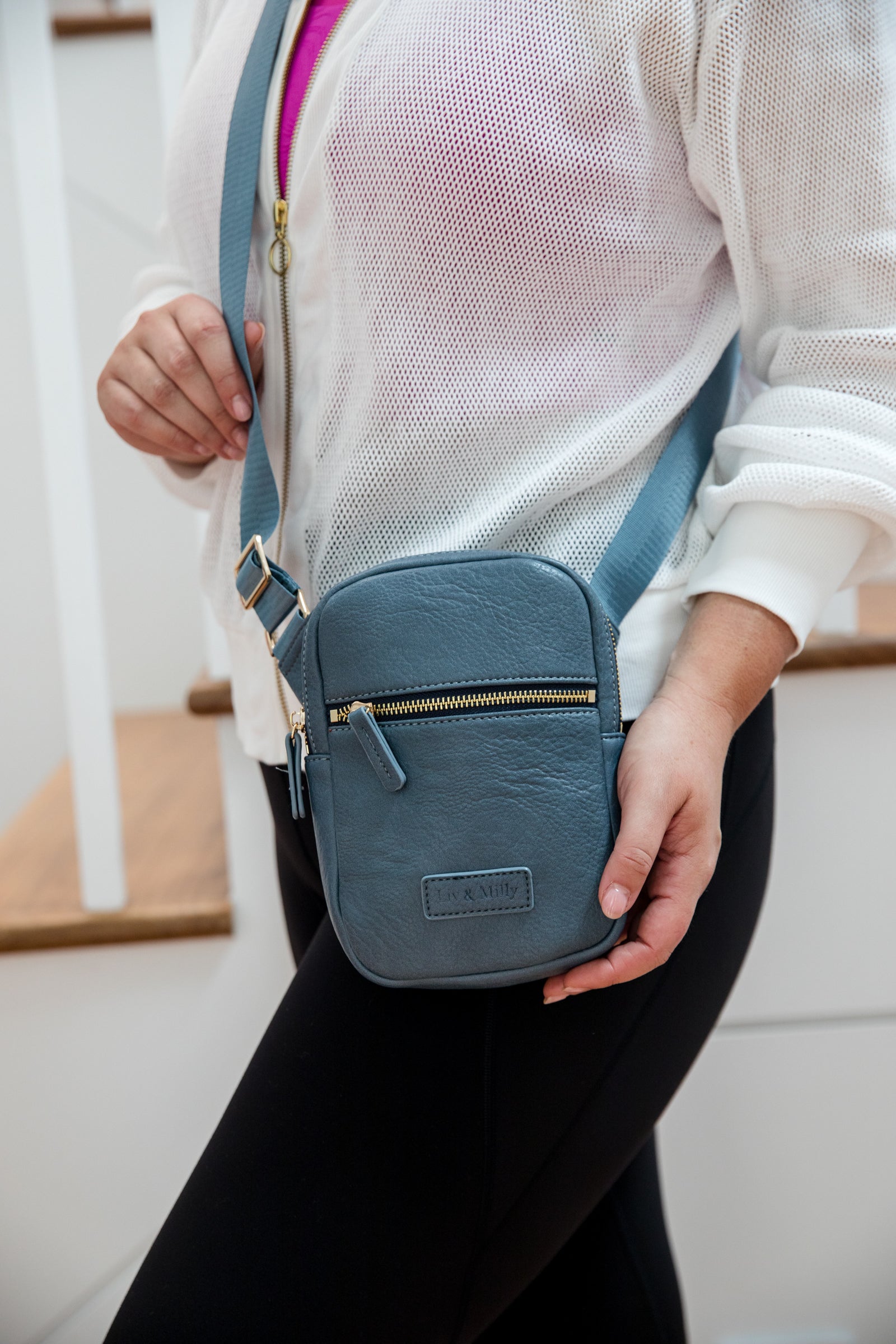 Brooklyn - Elemental Blue